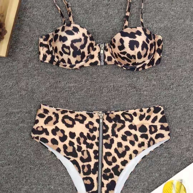 Wholesale Leopard Print Two Pieces Bikini Triangle Bikini 2020 Swimsuit